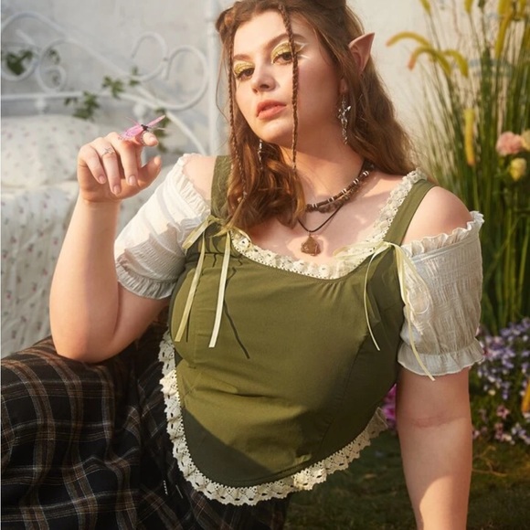 NWT Fairycore Contrast Lace Knot Front Cami Top XS - Picture 2 of 8